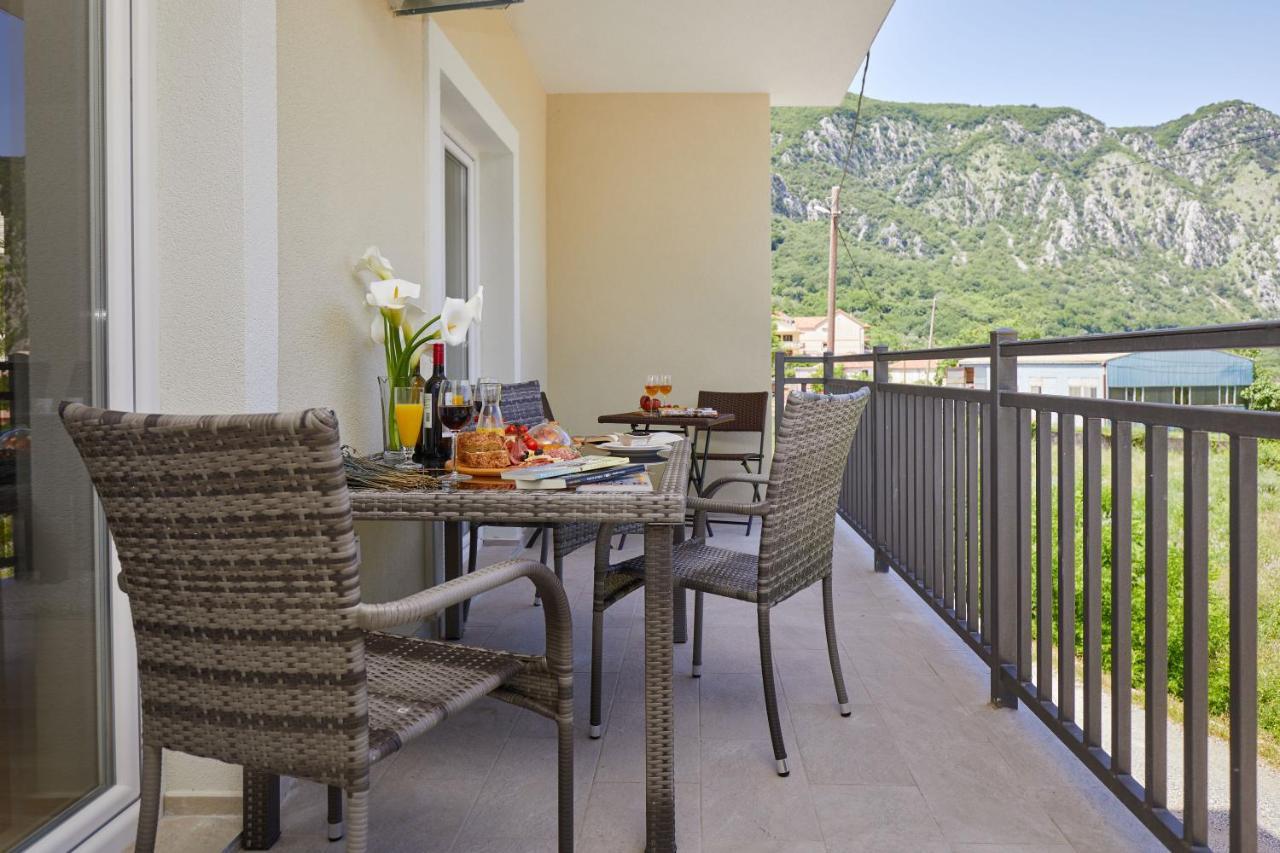 Peaceful Sunhill Apartments Kotor Buitenkant foto