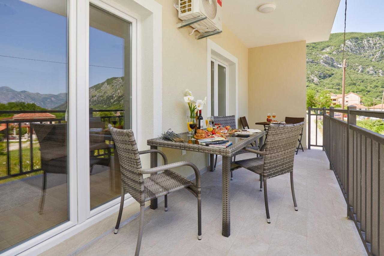 Peaceful Sunhill Apartments Kotor Buitenkant foto
