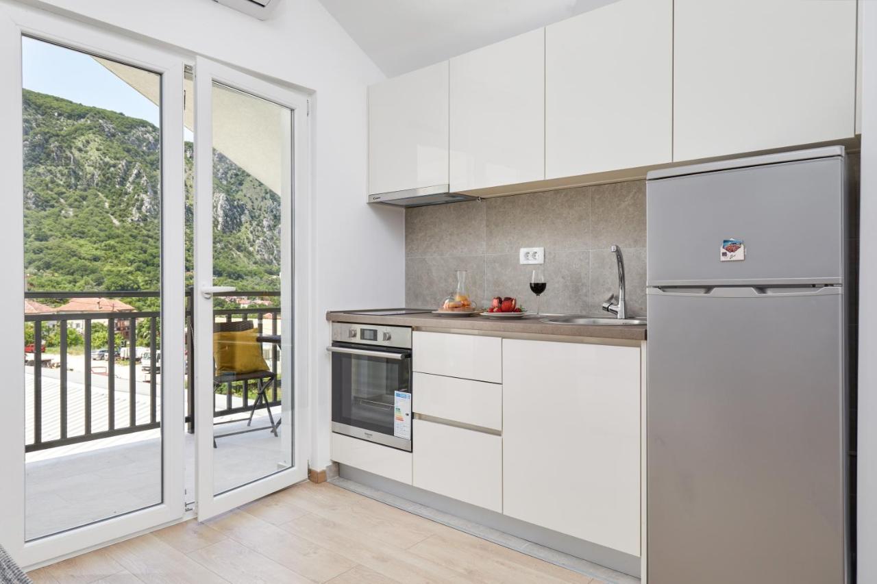 Peaceful Sunhill Apartments Kotor Buitenkant foto